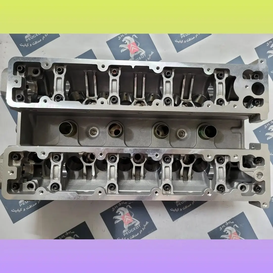 Cylinder head number 10 Xantia 2000 2